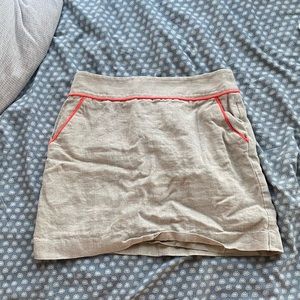 LOFT Mini Skirt with Pink Detail and Pockets (Size 6)